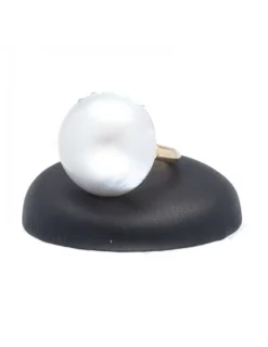 Anillo con perla oro amarillo 18kl