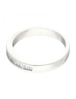 Anillo con zirconitas oro blanco 18kl