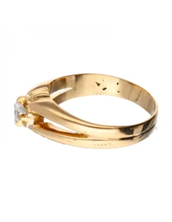 Anillo de oro 18 kl con diamante