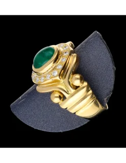 Anillo de oro 18 kl con esmeralda y diamantes