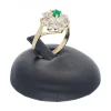Anillo de oro amarillo 18 Kl con diseño circonitas y piedra sintética