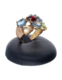 Anillo de oro amarillo 18 K con diseño y piedras sintéticas