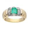 Anillo de Oro amarillo 18K con diseño, brillantes y Esmeralda Sintética