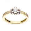 Anillo de Oro amarillo 18K con diseño y Circonitas