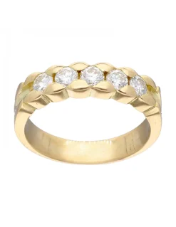 Anillo de oro amarillo 18K con diseño y brillantes