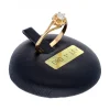 Anillo de oro amarillo 18K con diseño y brillante