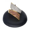 Anillo de Oro amarillo 18K con diseño, Zirconitas y Amatistas