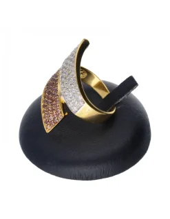 Anillo de Oro amarillo 18K con diseño, Zirconitas y Amatistas