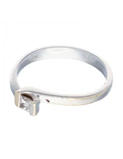 Anillo de Oro blanco con Brillante y diseño Solitario