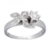 Anillo de Oro blanco 18K con diseño y Brillante