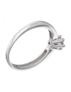 Anillo de oro blanco 18K con diseño y brillante