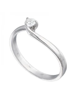 Anillo de oro blanco 18K con diseño y brillante