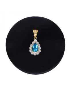 Colgante de oro amarillo 18 Kl con diseño de gota piedra sintética central y circonitas circundantes