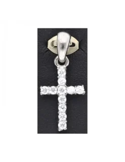 Colgante de oro blanco 18 Kl con diseño de cruz y circonitas circundantes