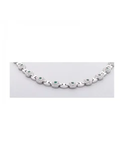 Collar de Oro blanco con diseño semirrígido, Brillantes y Esmeraldas