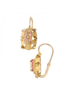 Pendientes de oro 18K con diseño cuadrado y zircón rosado